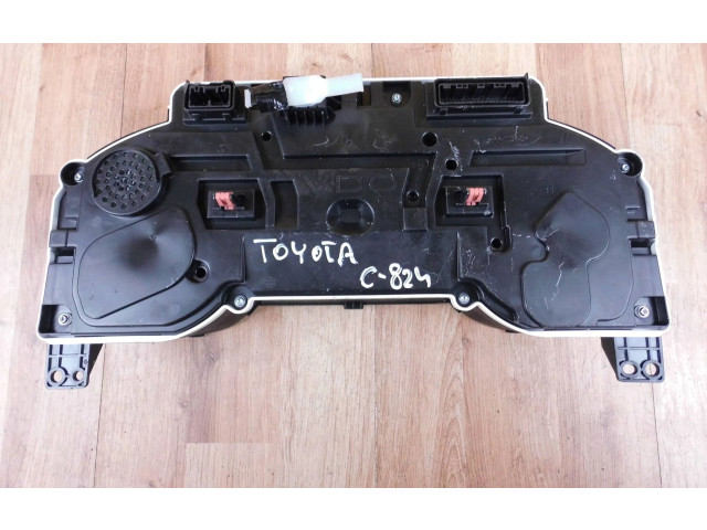 Přístrojová deska Toyota Camry VIII XV70 2019 8380033Y22B