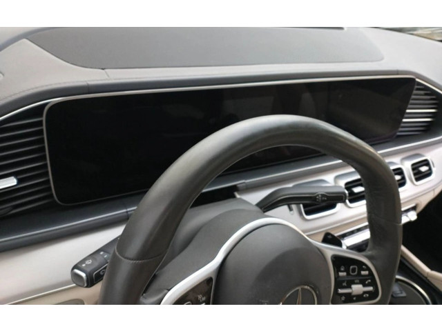 Přístrojová deska Mercedes-Benz GLE W167 2020 A1679002214