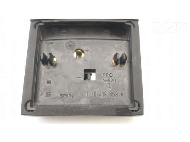 Volant Seat Toledo I (1L) 1995 1L0419660A, 1L0419091