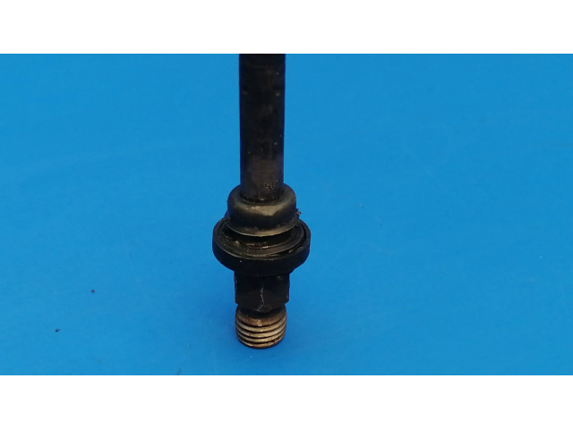 Vstřikovač 0437502015 Mercedes-Benz S W126 pro benzínový motor 3.8 117961