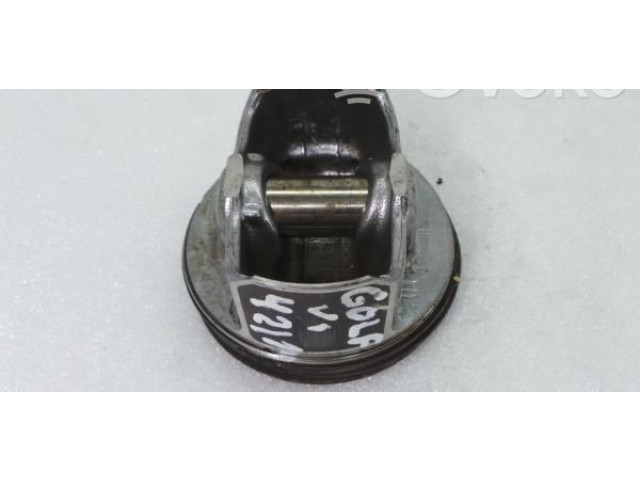 Поршень 15R1 Volkswagen Golf VI