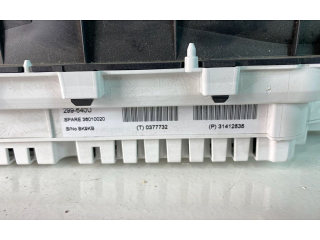 Панель приборов 31412535, 31412535   Volvo V70       