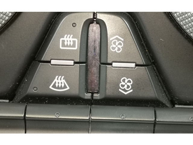 Блок управления климат-контролем 84202649, 000235226   Chevrolet Camaro