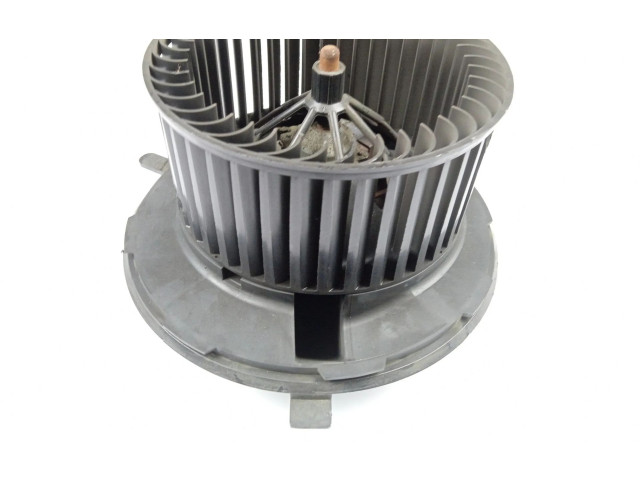 Вентилятор печки 1K1819015F Volkswagen Caddy