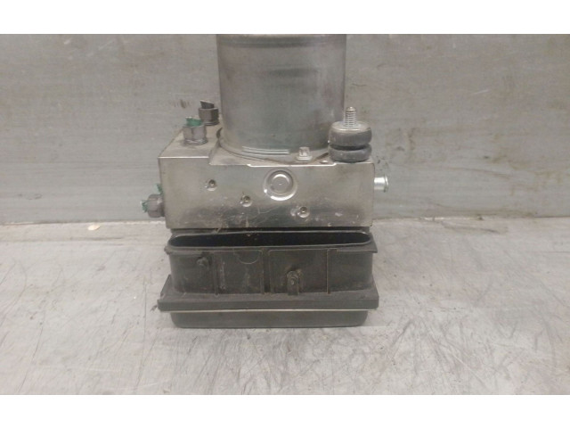 Jednotka ABS 8200750699, 7701069215 Renault Modus 2009