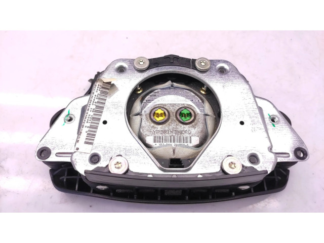 Подушка безопасности водителя 2304600798   Mercedes-Benz CLK A209 C209