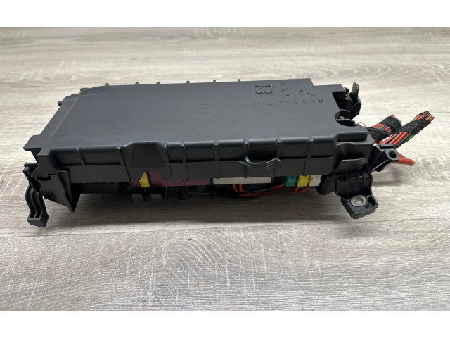 Блок предохранителей A2465400140   Mercedes-Benz A W176