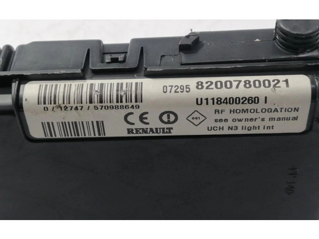 Pojistková skříňka 8200780021 Renault Megane II 2008