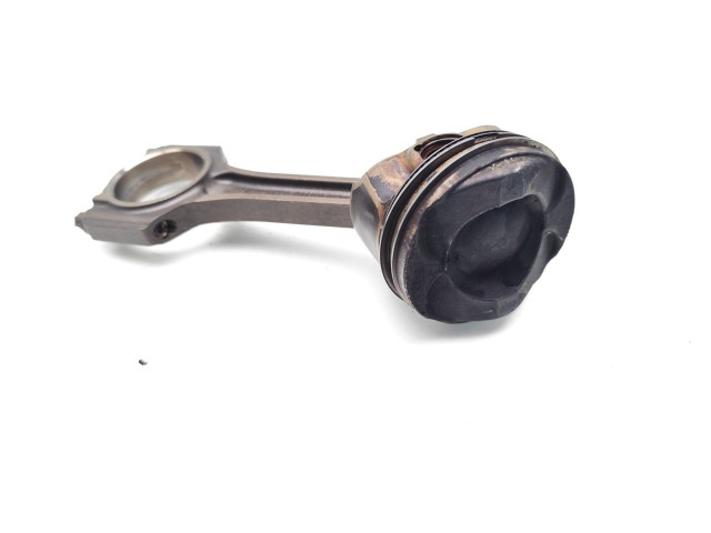  Поршень с шатуном M1JJ M1JJ  Ford Ecosport  