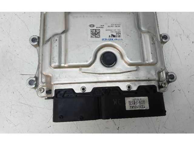 Блок управления 3910304CD2 KIA Xceed