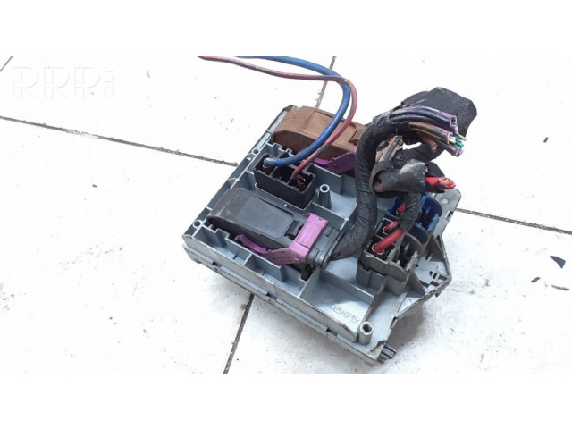 Блок предохранителей 51742420 Alfa Romeo 147