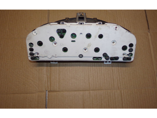 Панель приборов 1575100390 Mazda MPV II LW