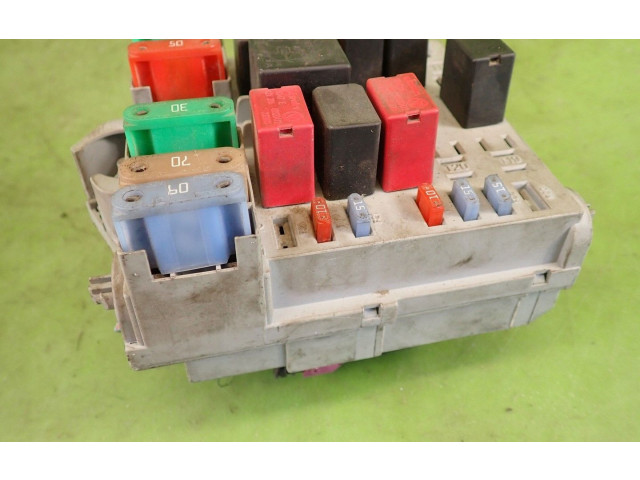   Pojistková skříňka 51781079   Fiat Stilo 2006