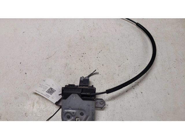 Замок задней крышки