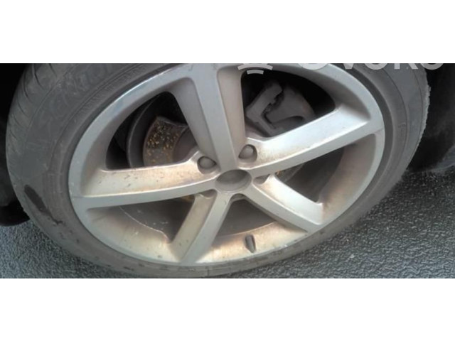 Радиатор охлаждающей жидкости    8K0121251H   Audi A6 S6 C7 4G