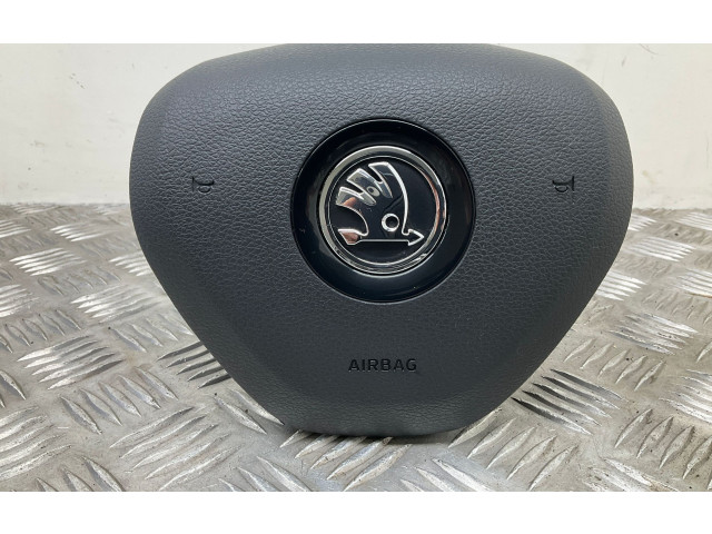Подушка безопасности водителя 5E0880201B Skoda Octavia Mk3 (5E)