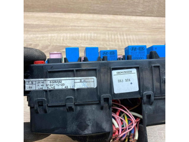 Pojistková skříňka 0804150238, 912411C123 Hyundai Getz 2000