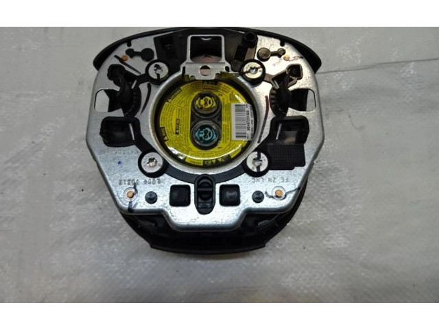 Подушка безопасности водителя    Jeep Grand Cherokee