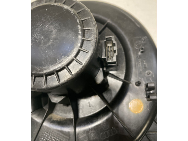 Вентилятор печки    6Q1820015C, A9877   Skoda Fabia Mk1 (6Y)