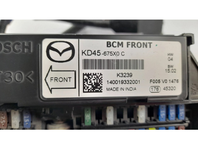 Блок предохранителей KD4766767, KD45675X0C Mazda 6