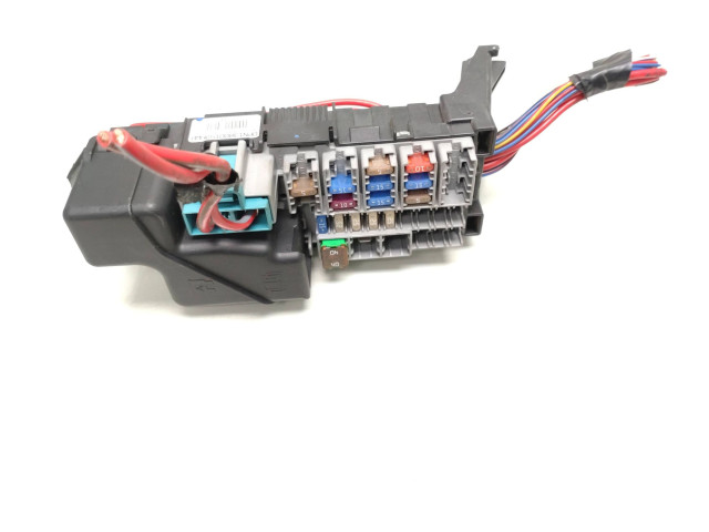 Блок предохранителей  13800159, 31300189   Volvo V70    