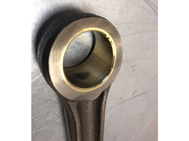 Шатун  03LA    Volkswagen Golf VII  