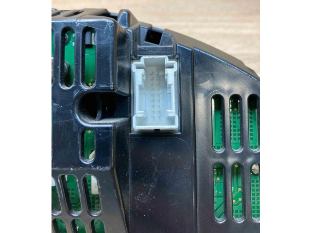 Přístrojová deska Mercedes-Benz C W204 2007 A2049004402, A2C53305419