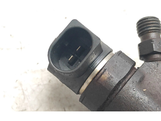 Vstřikovač 0445110114, 057130276H   Audi A8 S8 D2 4D     