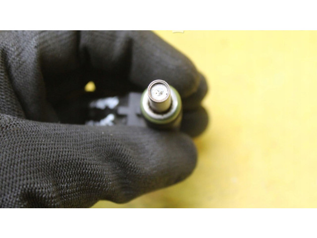 Vstřikovač 06E906031 Audi A8 S8 D4 4H