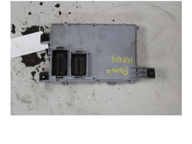   Pojistková skříňka 00521096250   Fiat Panda III 2014