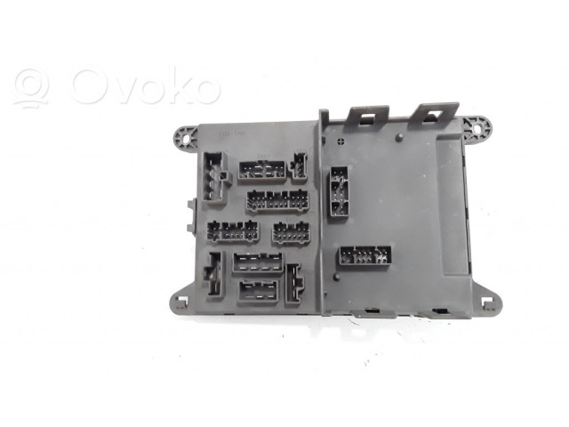 Pojistková skříňka Land Rover Freelander 2000