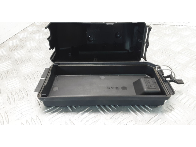 Блок предохранителей 2515400524, 1645400182 Mercedes-Benz R W251