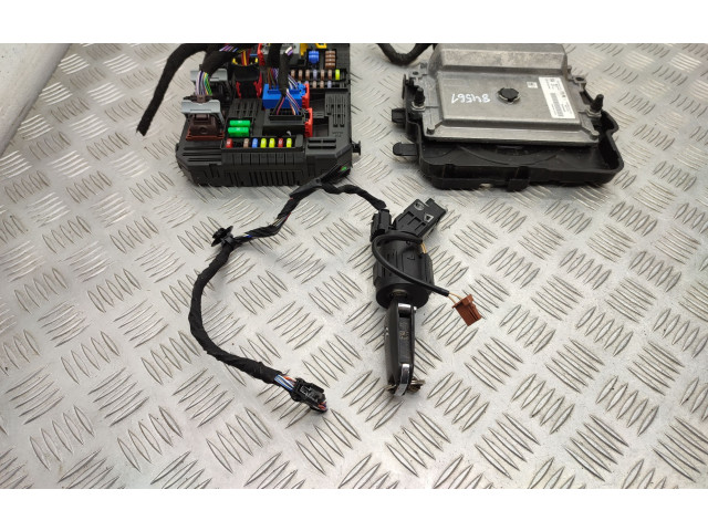 Комплект блоков управления 9819851280, 9663123380 Citroen C3 Aircross