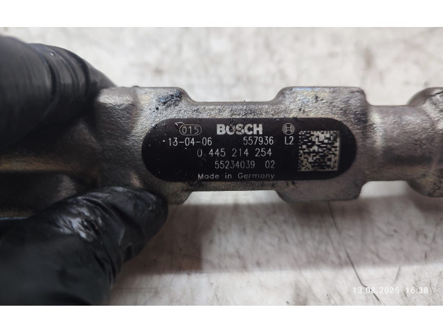 Топливная рампа 55234039, 0445214254   Fiat Freemont   для двигателя 939B5000