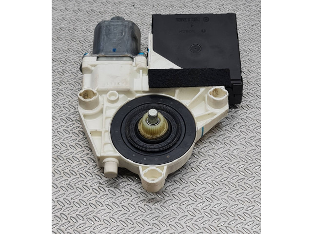 Передний двигатель механизма для подъема окон Volkswagen Jetta V 2005 - 2010 года 1K5837402AJ, 1K0959702Q