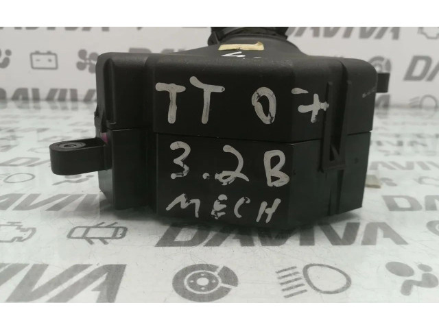   Pojistková skříňka 13020702419   Audi TT TTS Mk2 2007