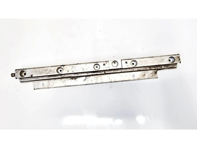 Vstřikovací lišta 6842086 Volvo 850 pro benzínový motor 2.8