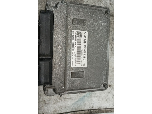 Блок управления двигателя 03E906023D   Skoda Fabia Mk1 (6Y)