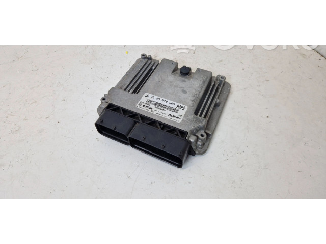 Блок управления двигателя 0281017595, 55578665   Saab 9-5