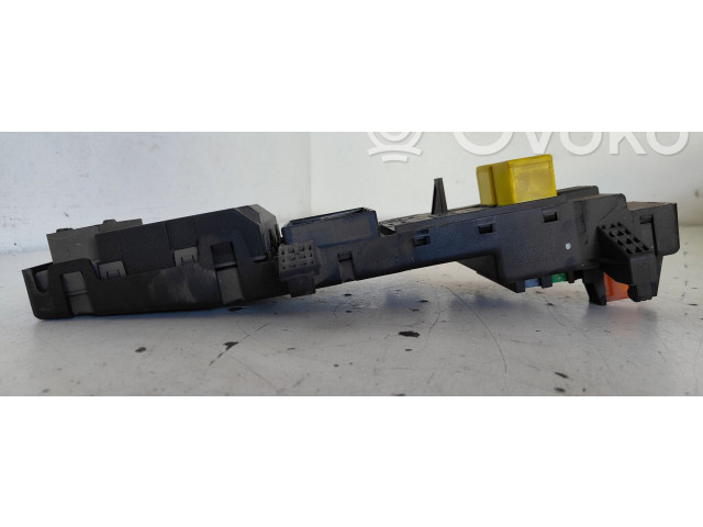 Блок предохранителей 12772045   Saab 9-3 Ver2    