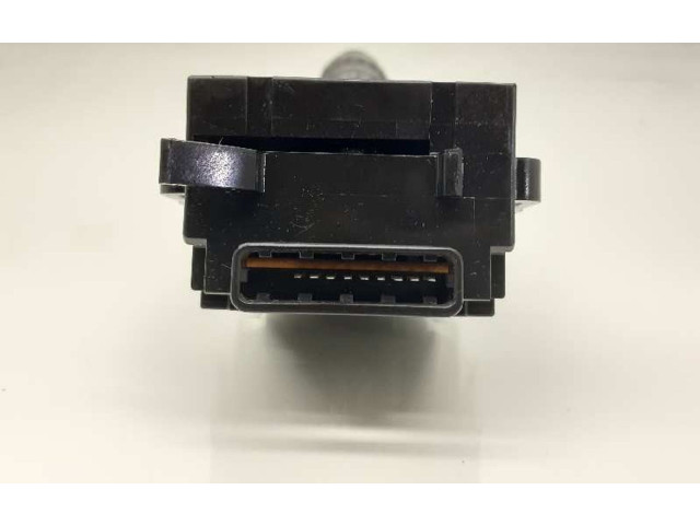 Ручка стеклоочистителей 17D714 Mitsubishi Grandis