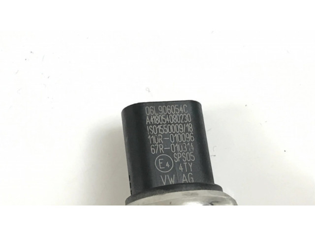 Vstřikovací lišta 06L133317N, 06K127065J Audi A4 S4 B9 pro benzínový motor 2.0 DBP