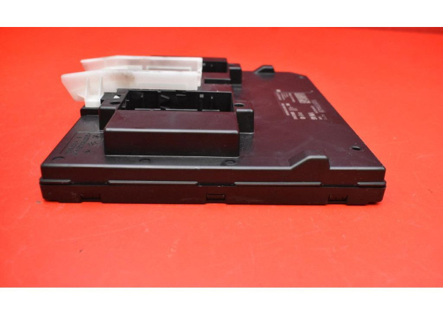 Блок комфорта 5Q0937084DB, 5Q0937084DB Skoda Octavia Mk3 (5E)