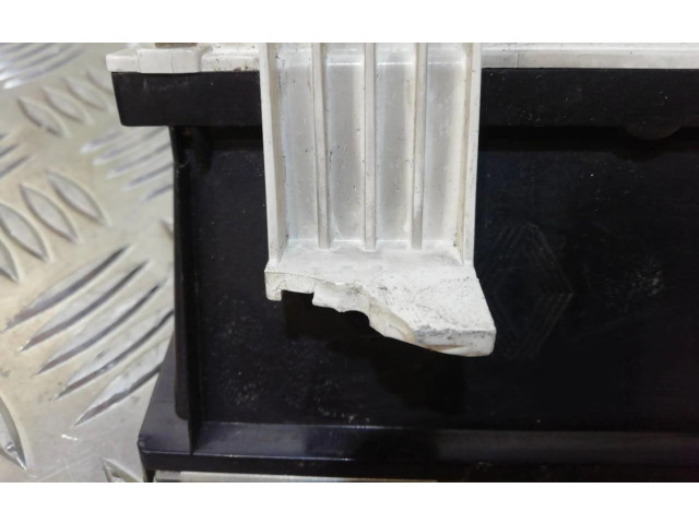 Панель приборов 85017034 Renault Safrane