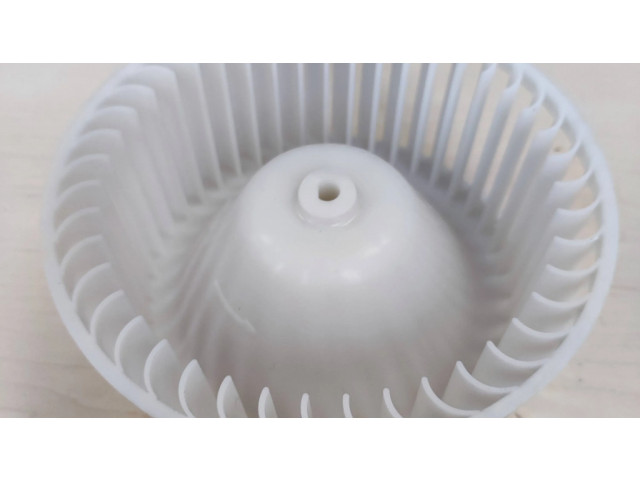 Вентилятор печки    272302M100   Nissan X-Trail T30