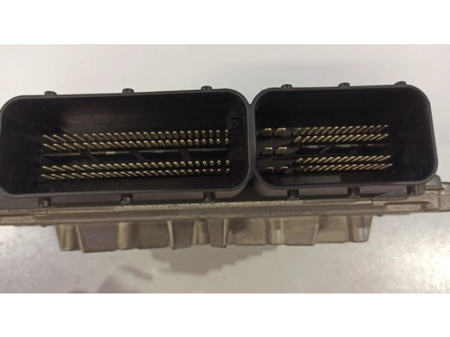 Блок управления двигателя 36002556, 30743338   Volvo S80