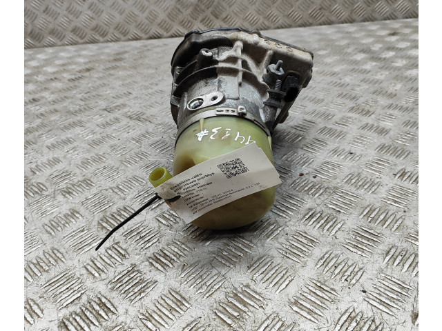 Насос рулевого управления 31387595 Volvo XC70