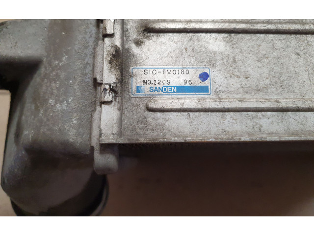 Интеркулер  SICTM0180   Subaru Forester SH 