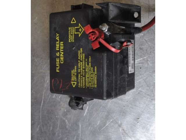   Pojistková skříňka    Chrysler Sebring (FJ - JX) 2001