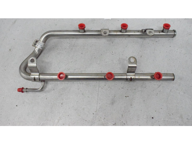 Vstřikovací lišta 04861581AC Chrysler Voyager X